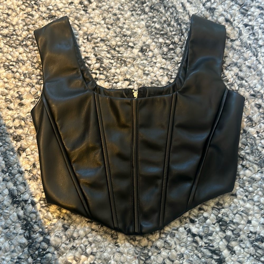 OLIVACEOUS black “leather” corset crop top / size M
